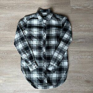 Like New Athleta Black, Grey, & White Botton Down Shirt - Size XXS